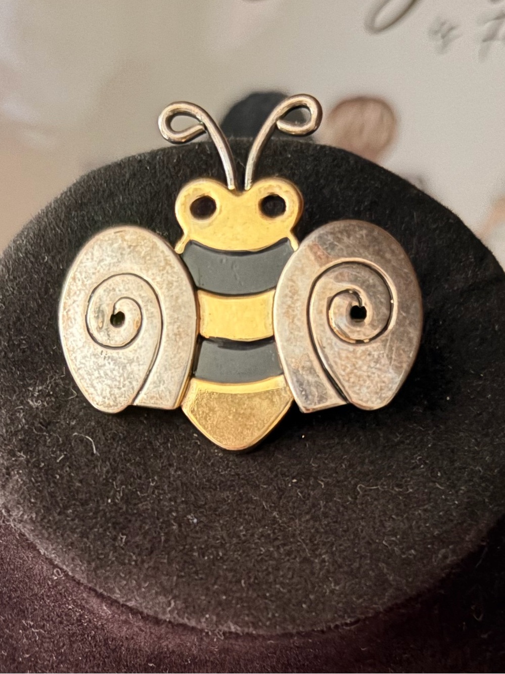 Vintage Signed Bee Pendant Brooch